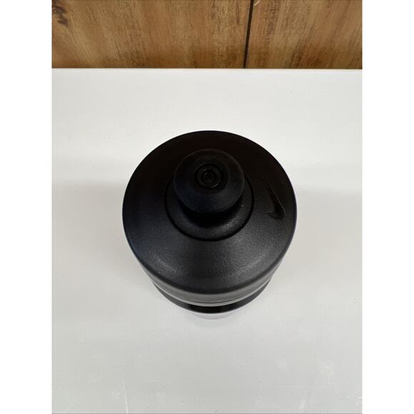 Nike Squeeze BIG MOUTH BIDON 2.0 22oz Black Red Water Bottle "Hard to Find" - Picture 3 of 4